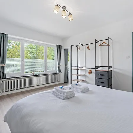 Ruime Woning Aan Zee Met Zonnige Tuin En Terras - 9p Ferienhaus *