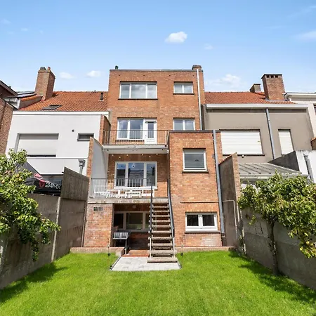 Ruime Woning Aan Zee Met Zonnige Tuin En Terras - 9p