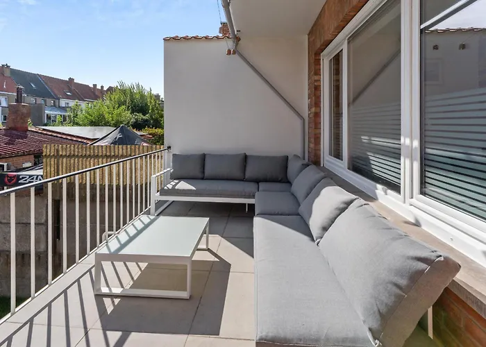 Ruime Woning Aan Zee Met Zonnige Tuin En Terras - 9p *